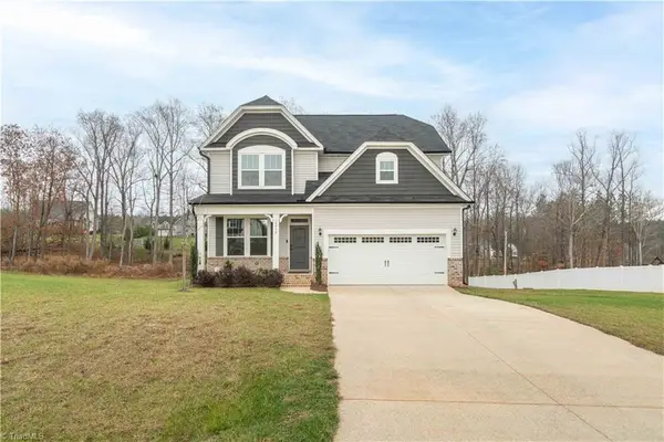 2013 Dock Ridge Drive, Stokesdale, NC 27357