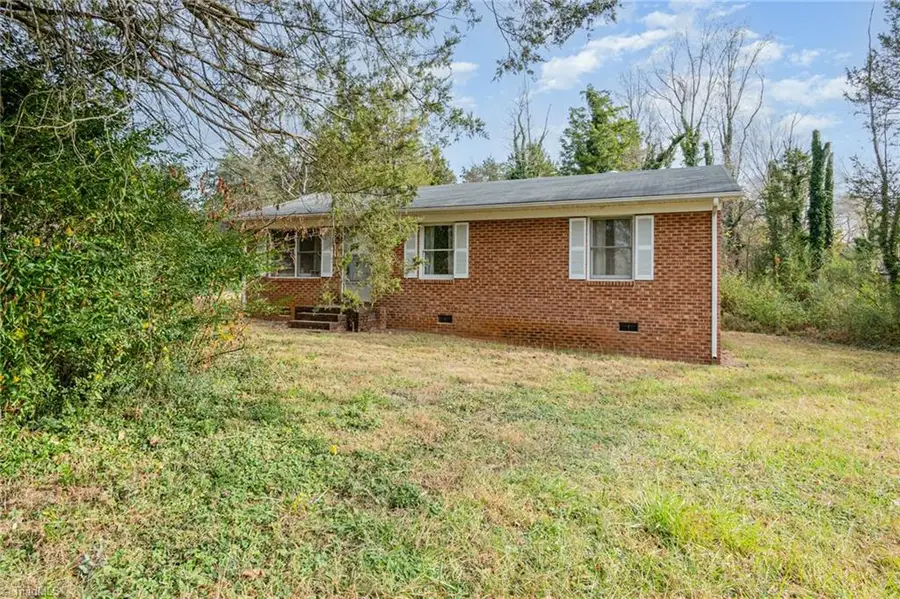 3734 Carole Drive, Sophia, NC 27350 - Image #2