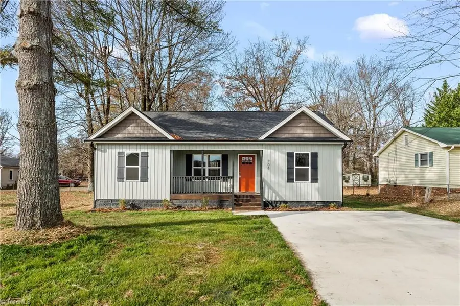 708 Ferndale Drive, Thomasville, NC 27360 - Image #2