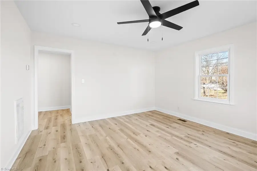 1020 Lakeside Avenue, Burlington, NC 27217 - Image #3