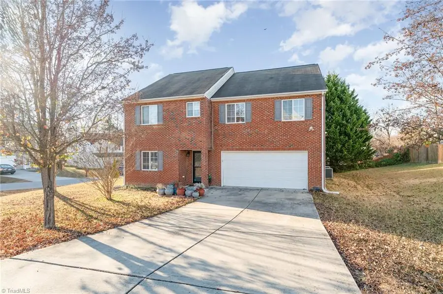 1123 Edinburgh Drive, Jamestown, NC 27282 - Image #3