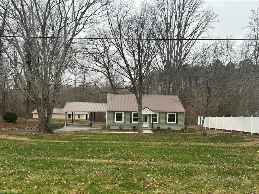 7280 Dennis Road, Walnut Cove, NC 27052 - Image #2