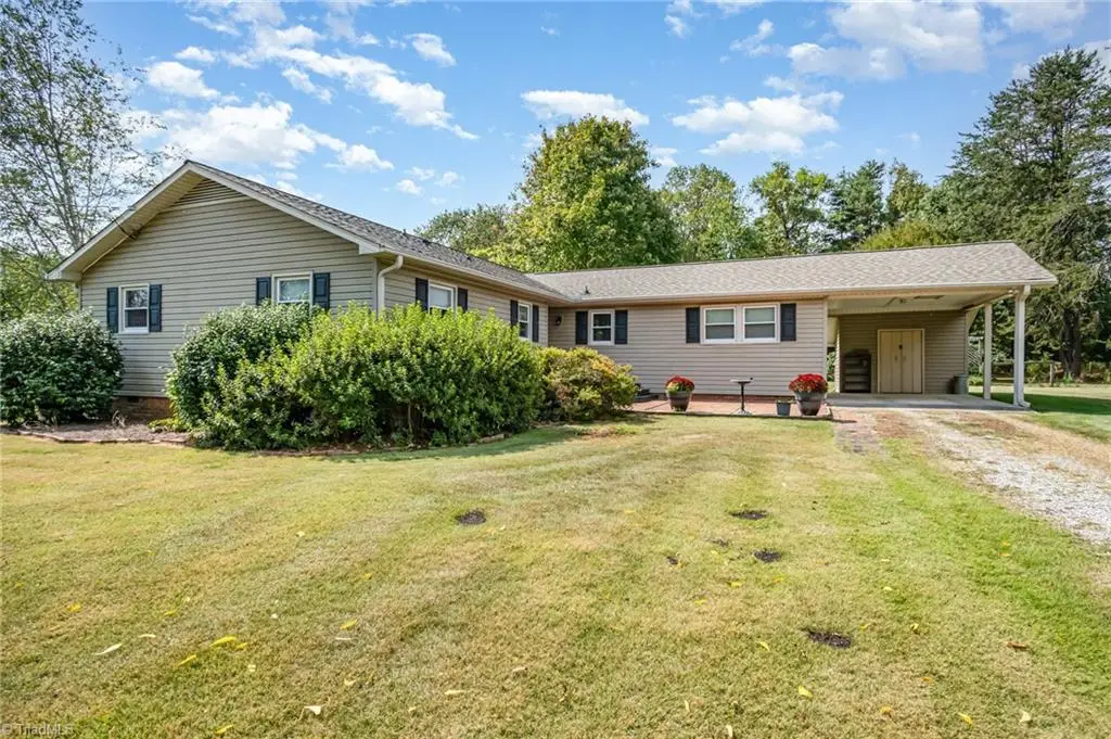 4401 Hollow Hill Road, Kernersville, NC 27284 - Image #1