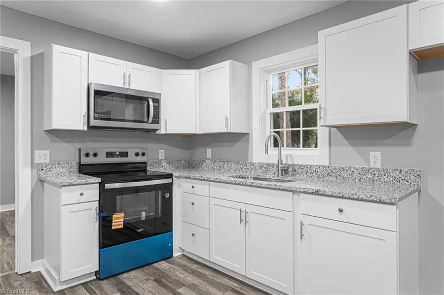 424 Rocky Knoll Road, Greensboro, NC 27406 - Image #2