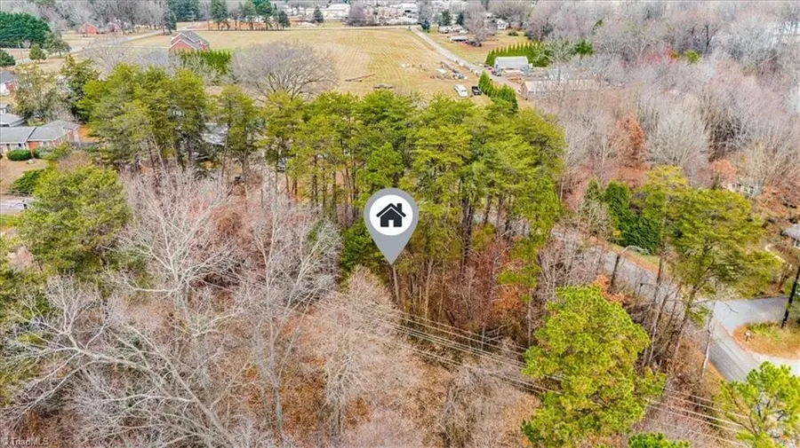 8316 Lakedale Circle, Colfax, NC 27235 - Image #3