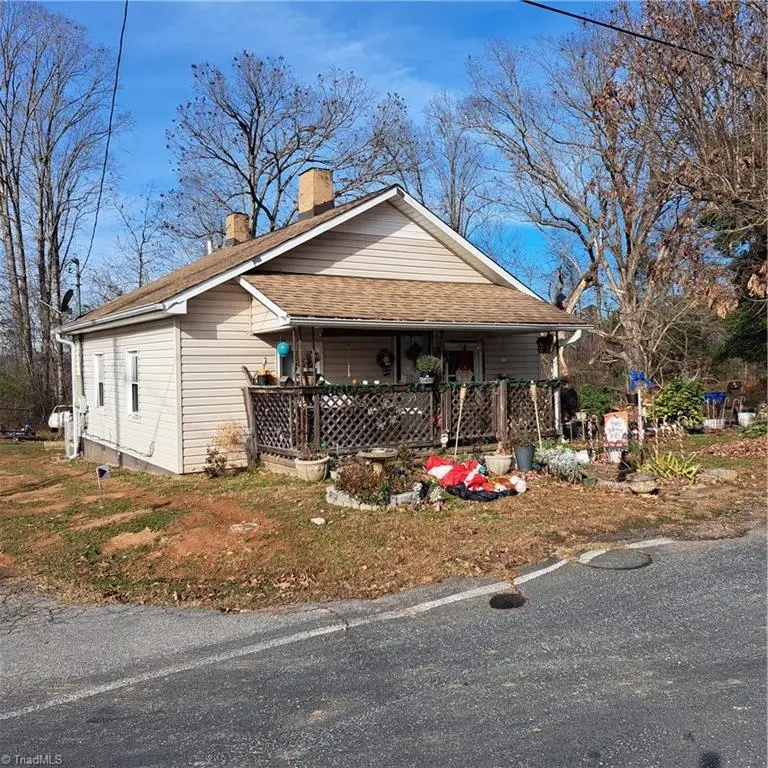 222 Lincoln Heights Road, Wilkesboro, NC 28697 - Image #1