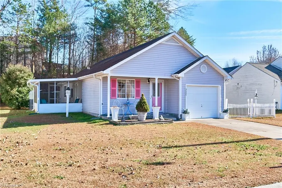 2625 Stratford Lake Road, Winston Salem, NC 27103 - Image #2