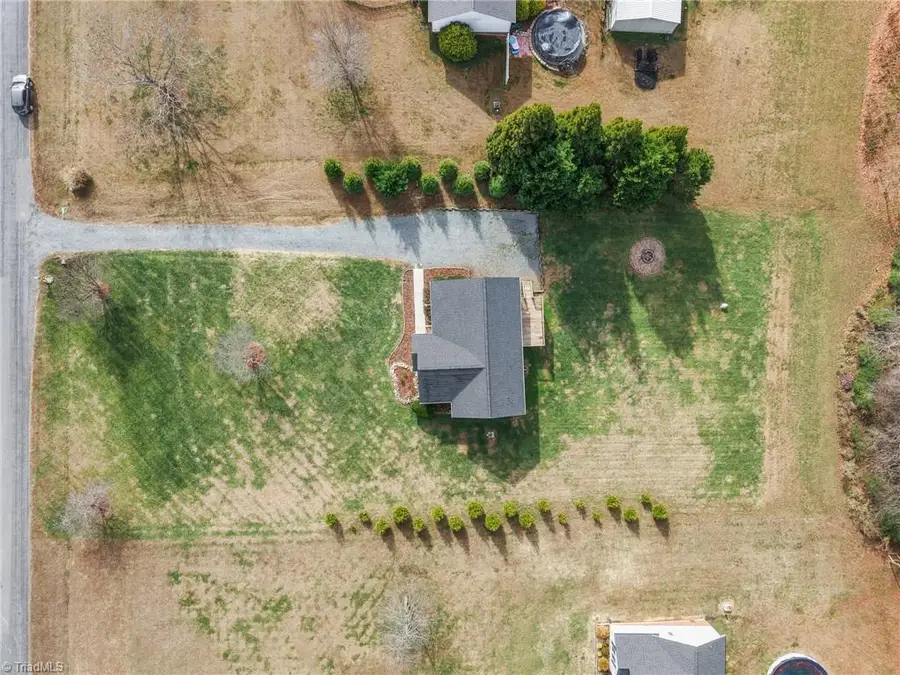 346 Walnut Creek Lane, Asheboro, NC 27205 - Image #3