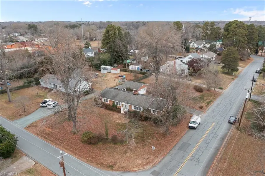 204 Trail Four, Burlington, NC 27215 - Image #2