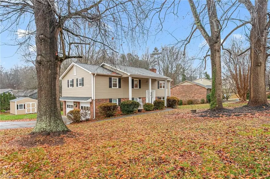 4608 Sun Valley Lane, Kernersville, NC 27284 - Image #2