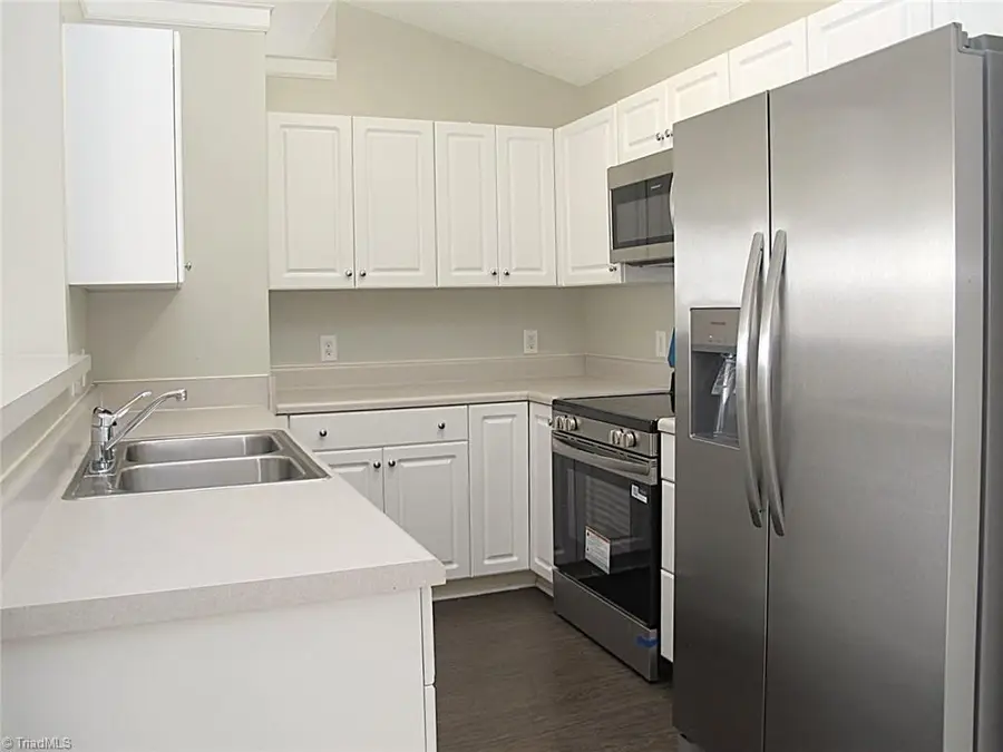 331 Mill Pond Drive, Winston Salem, NC 27106 - Image #3