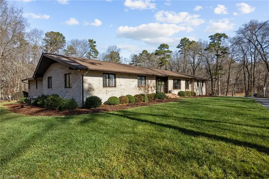 6955 Harlow Drive, High Point, NC 27263 - Image #3