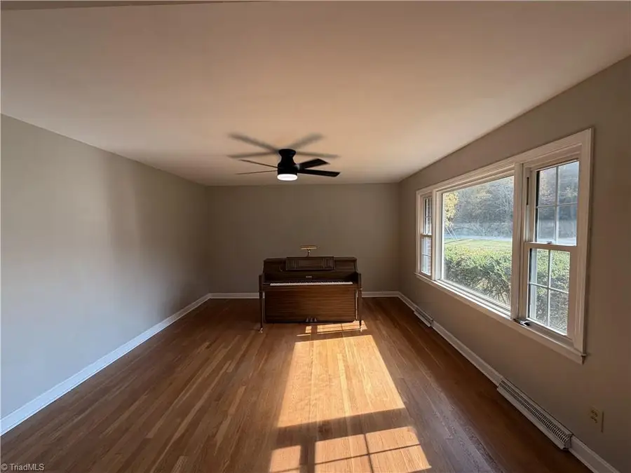 4645 Old Us Highway 421 E, Yadkinville, NC 27055 - Image #3