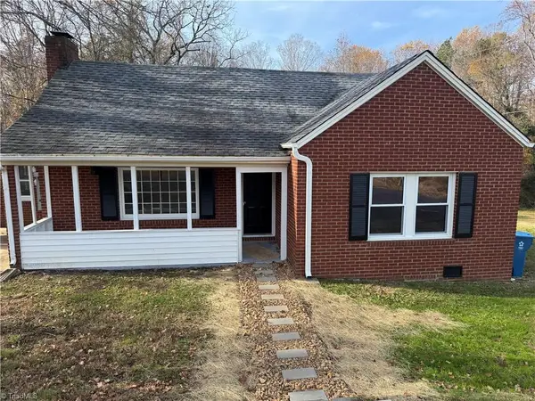 107 Hillcrest Street, Mocksville, NC 27028