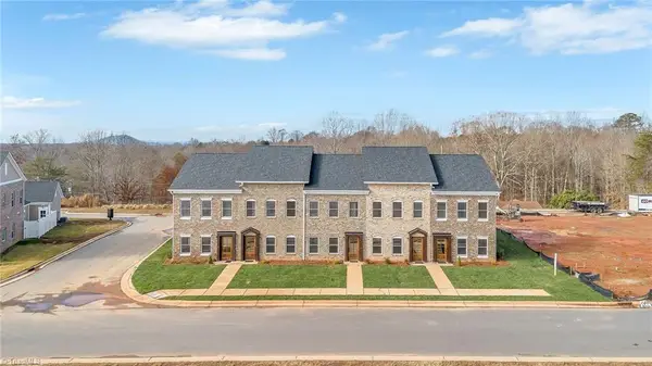 2117 24th Street Lane Se, Hickory, NC 28602