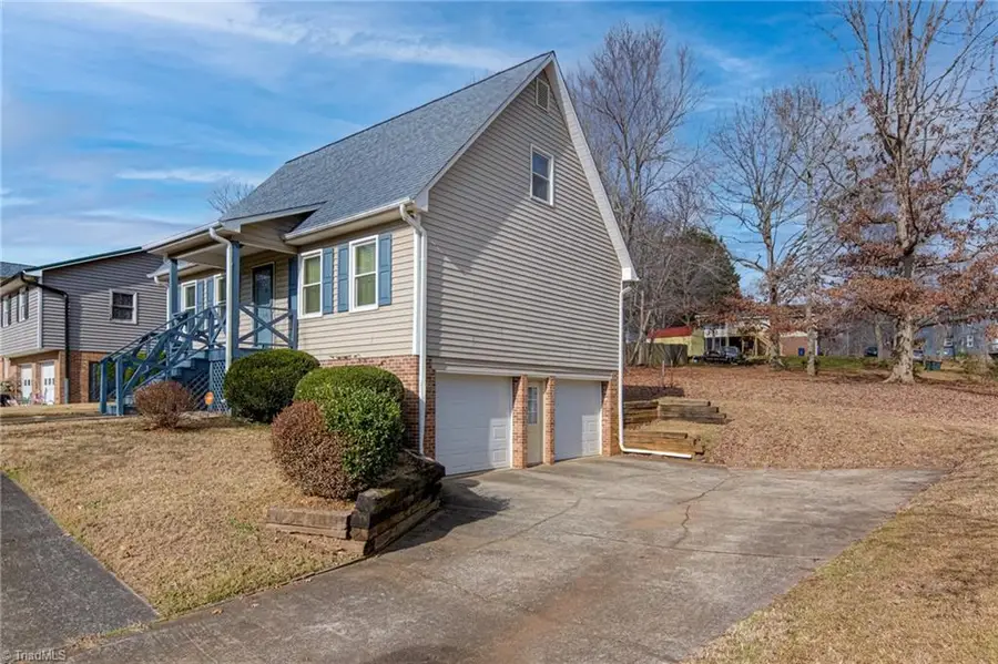 2945 Poinsetta Drive, Winston Salem, NC 27107 - Image #3