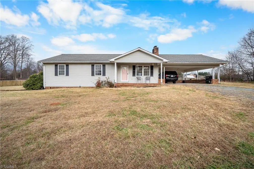 343 Pin Oak Drive, Clemmons, NC 27012 - Image #1