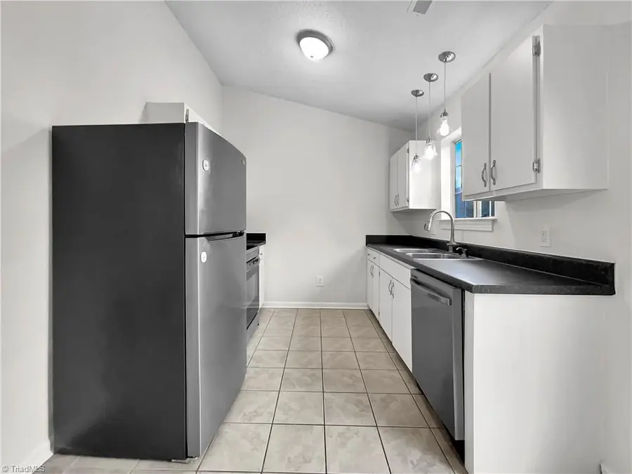 2410 Stratford Lake Road, Winston Salem, NC 27103 - Image #2