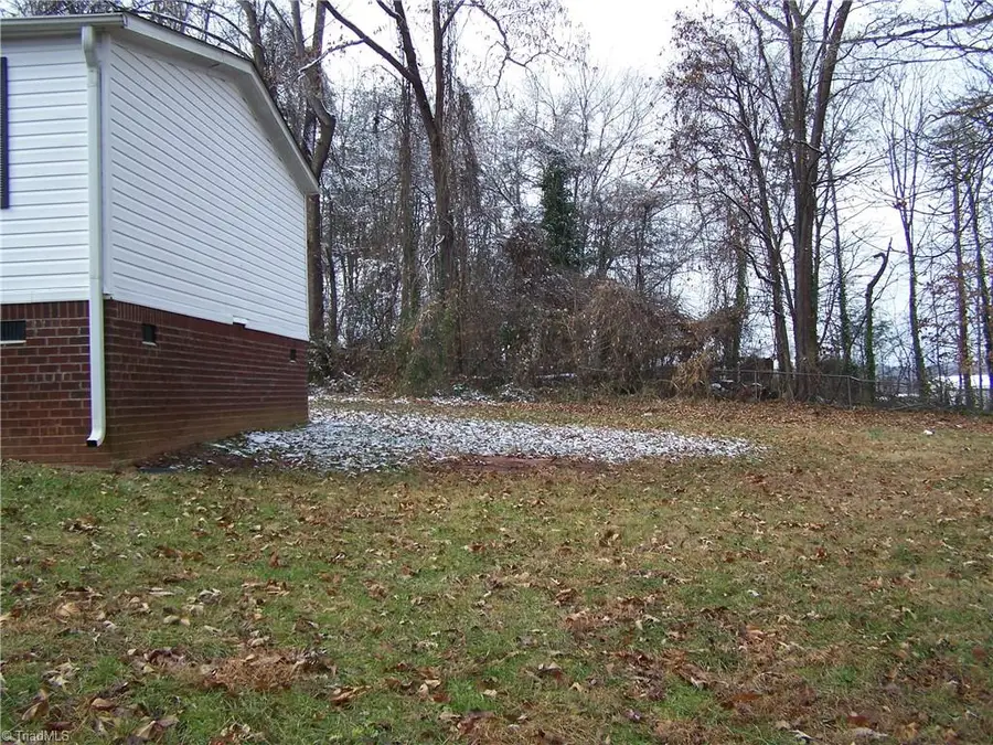 185 First Court, Reidsville, NC 27320 - Image #3