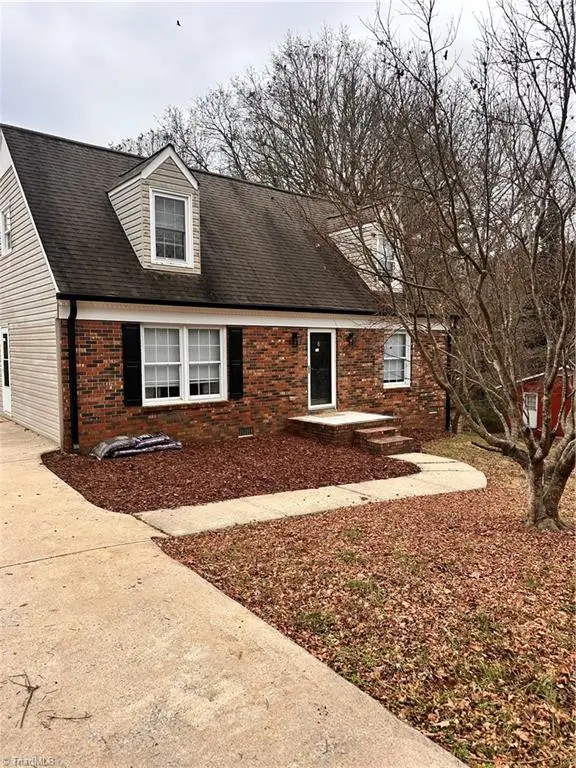 462 Shannon View Street, North Wilkesboro, NC 28659 - Image #2