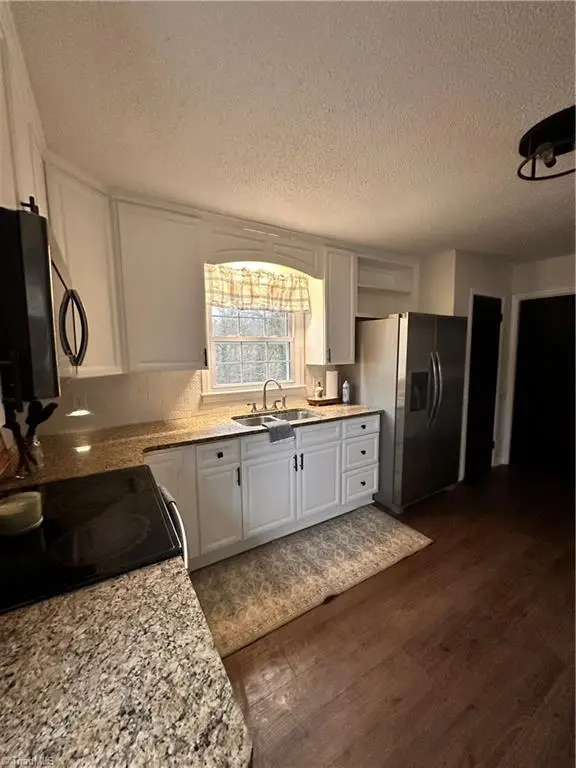 462 Shannon View Street, North Wilkesboro, NC 28659 - Image #3