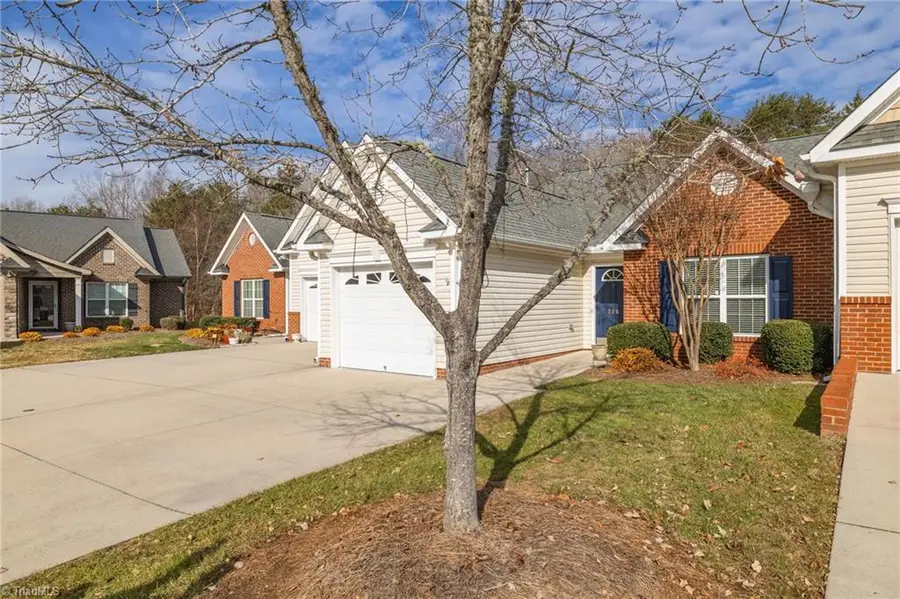 706 Chas Court, High Point, NC 27265 - Image #3