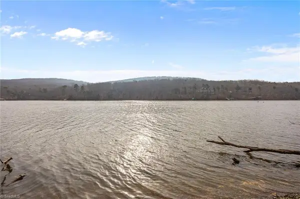 497 Harbor Drive W, Lexington, NC 27292