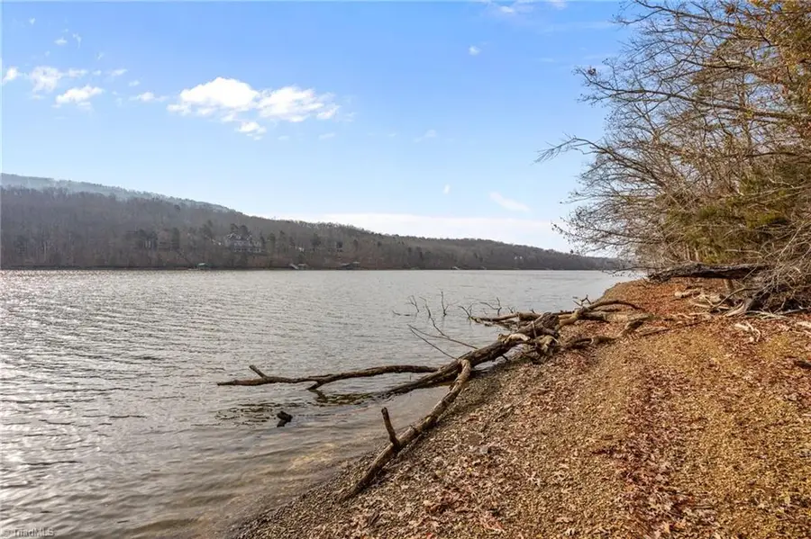 497 Harbor Drive W, Lexington, NC 27292 - Image #3