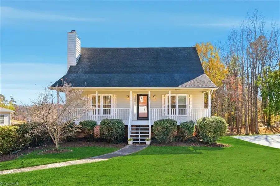 1008 Kingstree Ridge Drive, Winston Salem, NC 27127 - Image #2