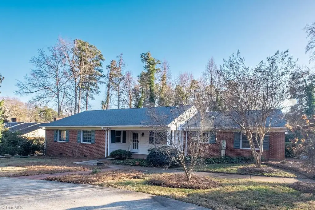 4107 Friendly Avenue, Greensboro, NC 27410 - Image #1