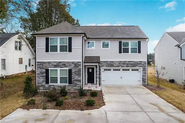 4627 Shattalon Drive, Winston-Salem, NC 27106