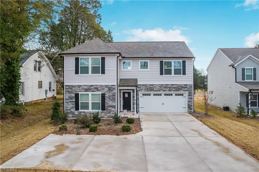 4627 Shattalon Drive, Winston Salem, NC 27106 - Image #2