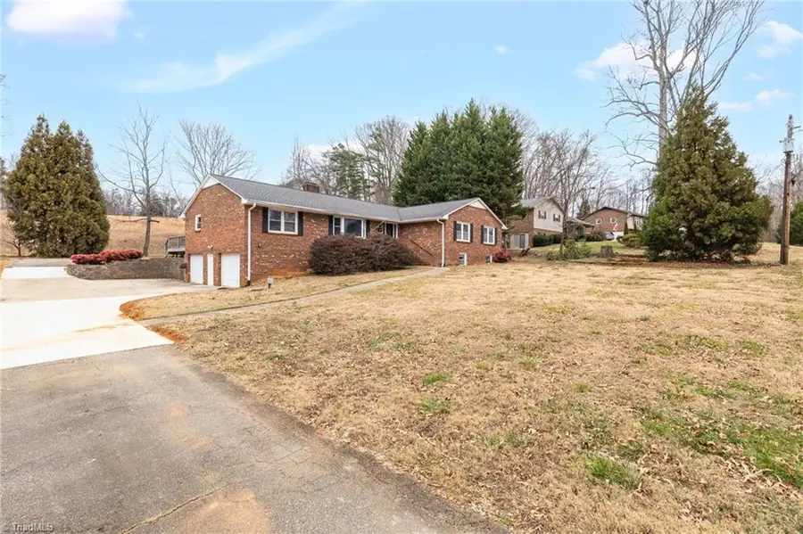 1175 Whispering Pines Drive, Kernersville, NC 27284 - Image #3