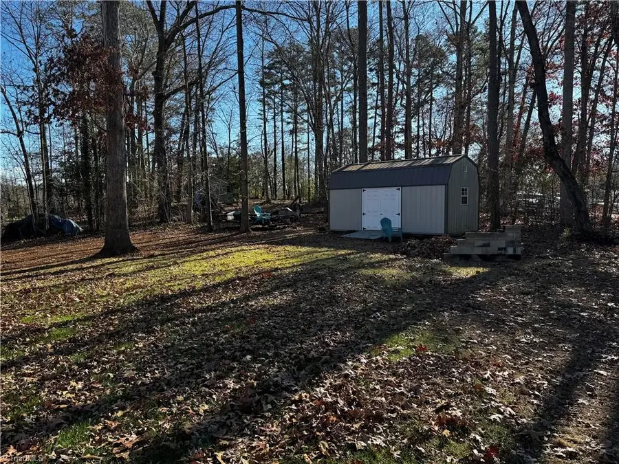 103 Robinhood Road, Lexington, NC 27292 - Image #3