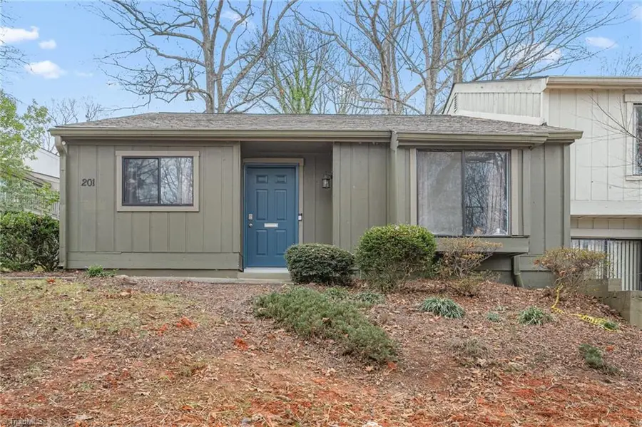 201 Lamplighter Circle, Winston Salem, NC 27104 - Image #2