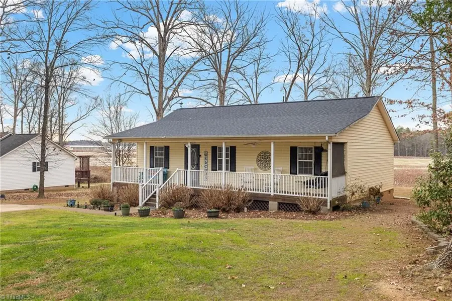 69 Lanning Drive, Denton, NC 27239 - Image #2