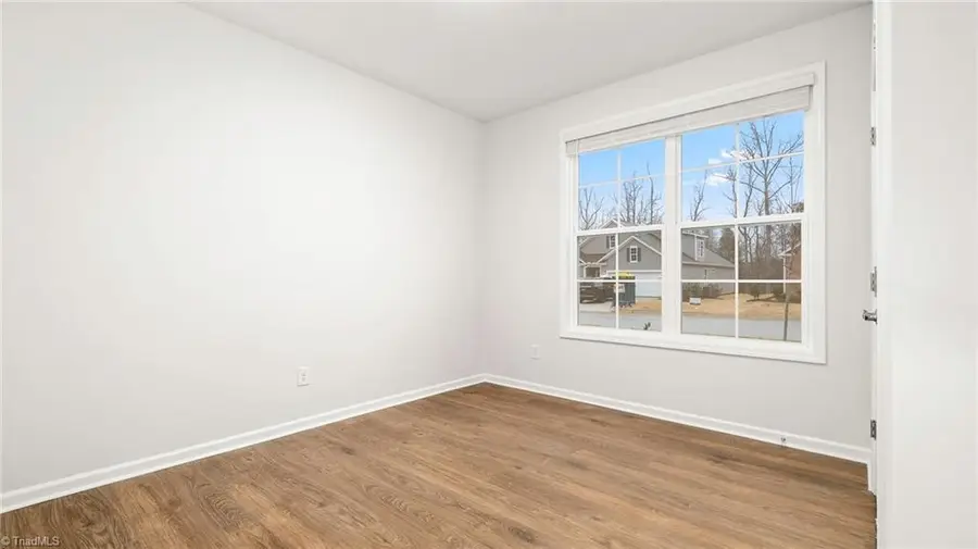 102 Mary Montrose Boulevard, Jamestown, NC 27282 - Image #2