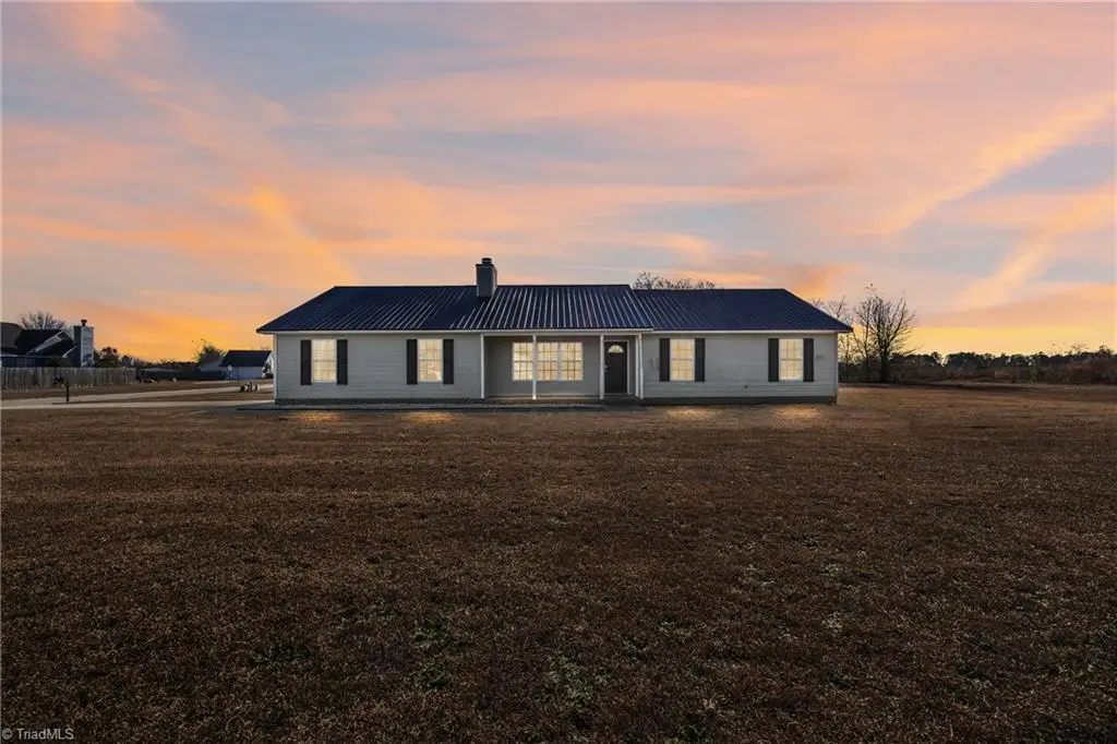 110 Davenport Drive, Raeford, NC 28376 - Image #1