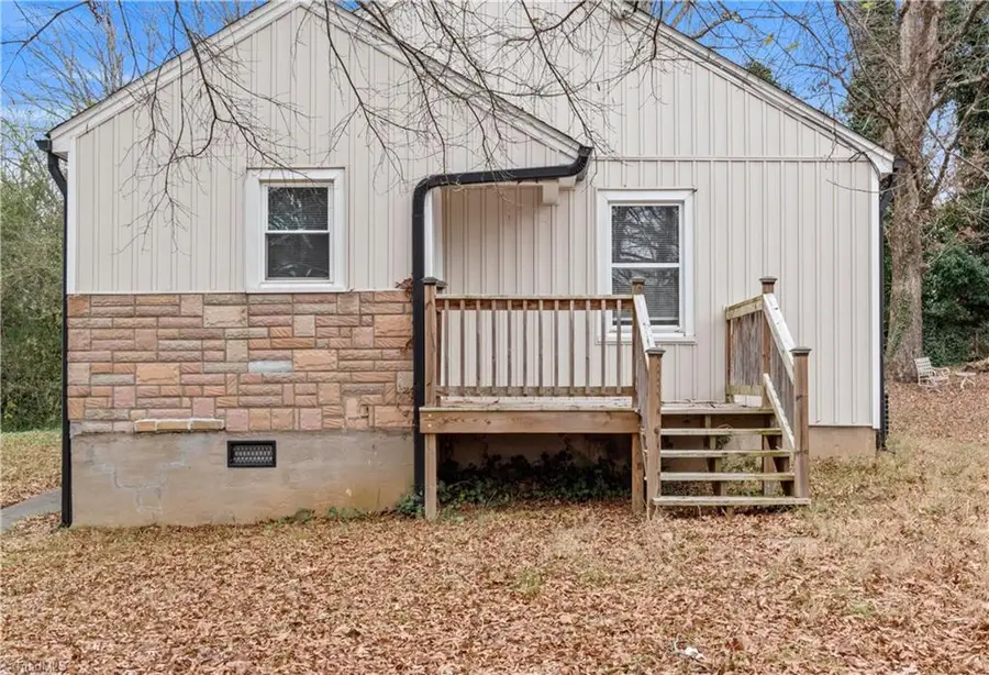 4905 Wilkes Drive, Winston Salem, NC 27106 - Image #2