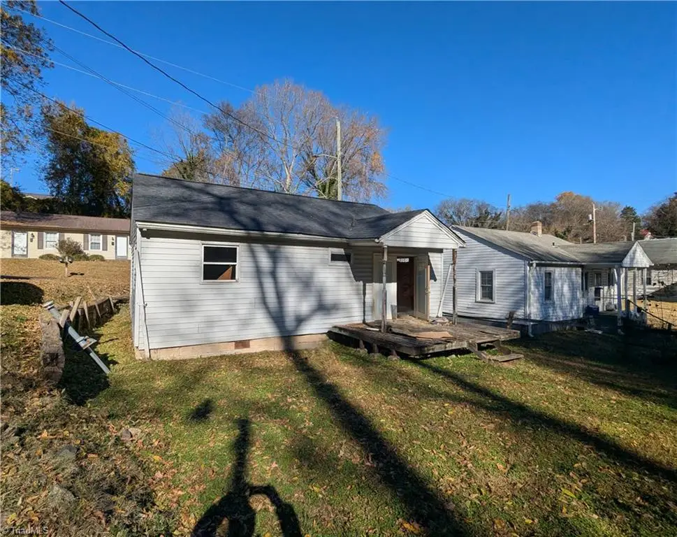 7 N Pine Street, Lexington, NC 27292 - Image #1