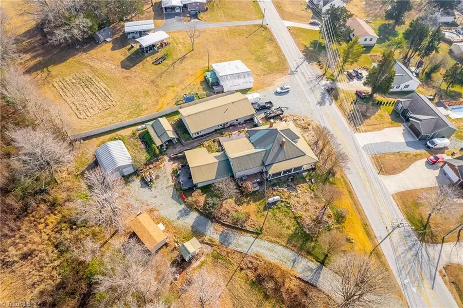 1579 Lake Road, Thomasville, NC 27360 - Image #3