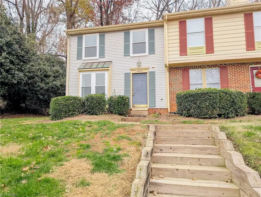 1819 Fox Sterling Drive, Raleigh, NC 27606 - Image #3