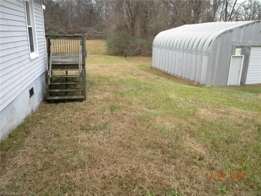 223 Old Wayside Drive, Winston Salem, NC 27107 - Image #2