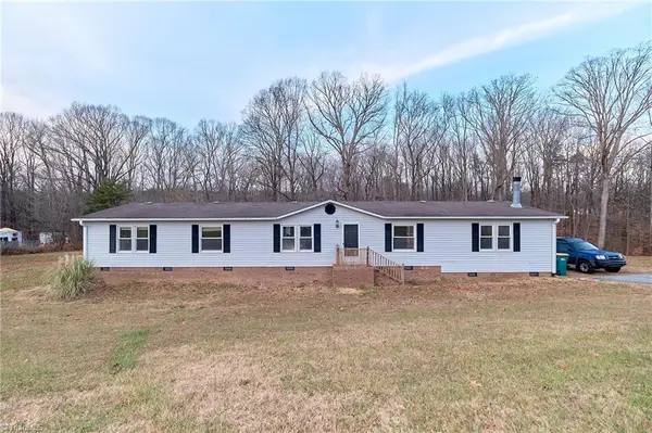 242 Granite Ridge Lane, Winston-Salem, NC 27107