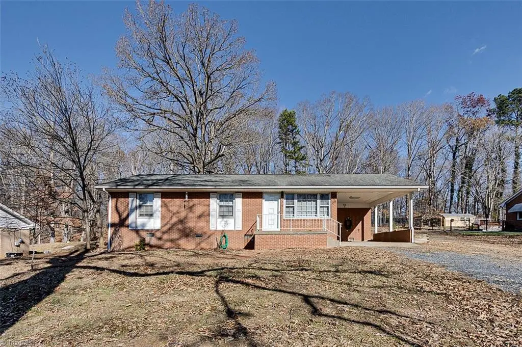326 Greenvale Road, Asheboro, NC 27203 - Image #1