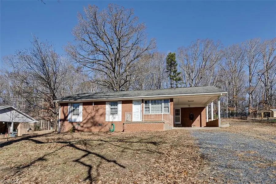 326 Greenvale Road, Asheboro, NC 27203 - Image #2