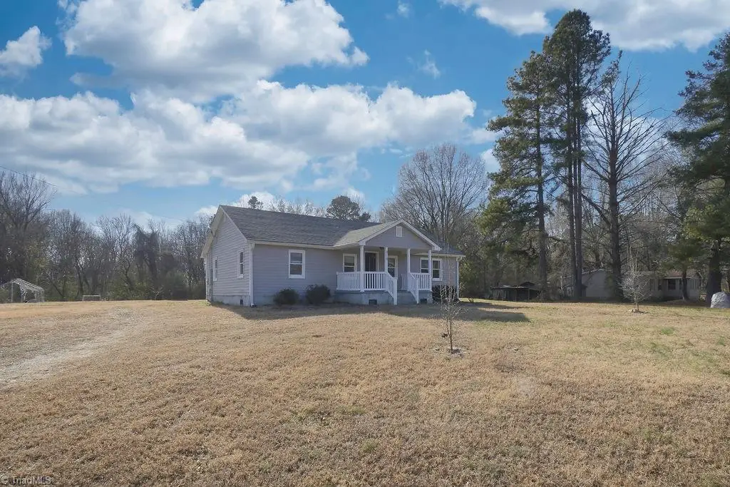 818 Candy Creek Road, Reidsville, NC 27320 - Image #1