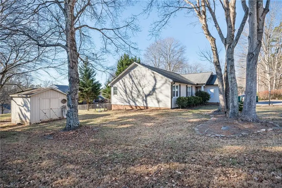 710 Saddle Drive, Pilot Mountain, NC 27041 - Image #3