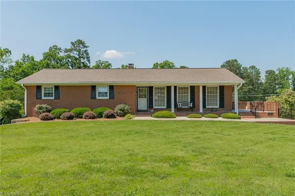 421 Dove Point, Lexington, NC 27295