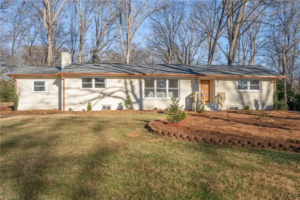 731 Quarterstaff Road, Winston-Salem, NC 27104